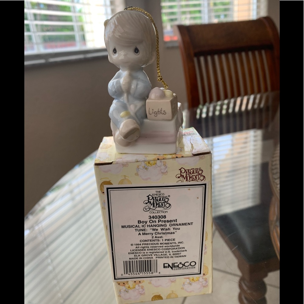 Precious Moments Christmas Collection